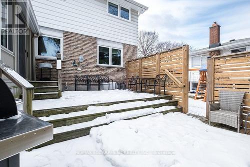 19 Chateau Court, Hamilton, ON - Outdoor