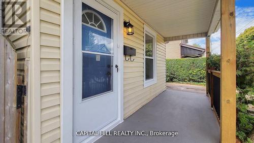 160 Picton Street E, Hamilton, ON - Outdoor With Exterior