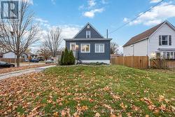 856 DEVINE STREET  Sarnia, ON N7T 1X5