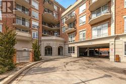 606 - 18 WANLESS AVENUE  Toronto, ON M4N 1V6