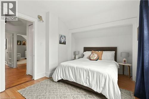 74 Belmont Avenue, Hamilton, ON - Indoor Photo Showing Bedroom