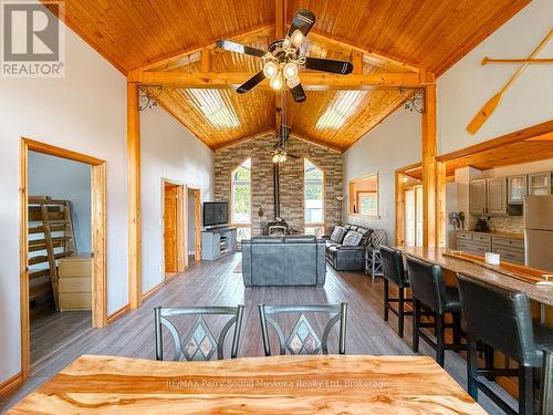 127 Burnetts Road, Mckellar, ON - Indoor