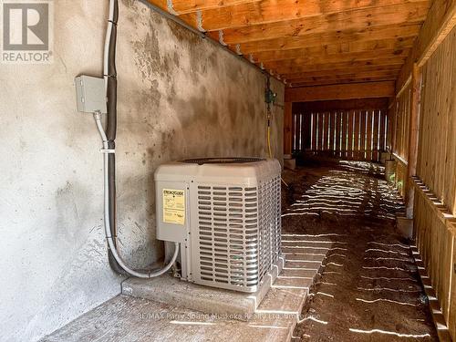 127 Burnetts Road, Mckellar, ON - Indoor Photo Showing Other Room