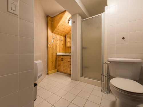 Bathroom - 4287 Boul. De Maisonneuve O., Westmount, QC - Indoor Photo Showing Bathroom