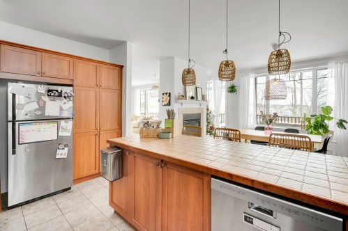 Kitchen - A-12 Ch. Des Tilleuls, Saint-Sauveur, QC - Indoor Photo Showing Kitchen