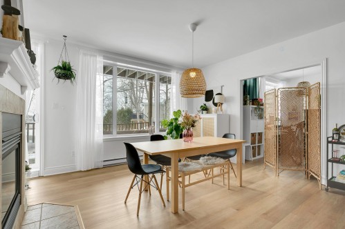 Dining Room - A-12 Ch. Des Tilleuls, Saint-Sauveur, QC - Indoor Photo Showing Dining Room With Fireplace