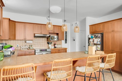 Kitchen - A-12 Ch. Des Tilleuls, Saint-Sauveur, QC - Indoor Photo Showing Other Room