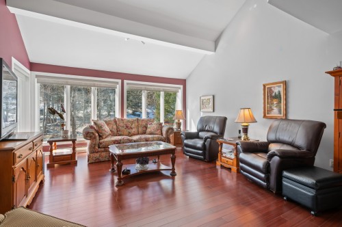 Salon - 4585 Rue Des Cavaliers, Sainte-Adèle, QC - Indoor Photo Showing Living Room
