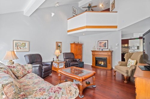 Salon - 4585 Rue Des Cavaliers, Sainte-Adèle, QC - Indoor Photo Showing Living Room With Fireplace