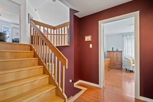 Escalier - 4585 Rue Des Cavaliers, Sainte-Adèle, QC - Indoor Photo Showing Other Room