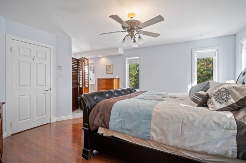 Chambre à coucher principale - 4585 Rue Des Cavaliers, Sainte-Adèle, QC - Indoor Photo Showing Bedroom