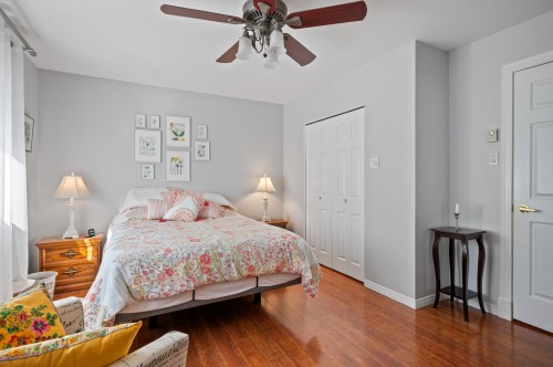 Chambre à coucher - 4585 Rue Des Cavaliers, Sainte-Adèle, QC - Indoor Photo Showing Bedroom