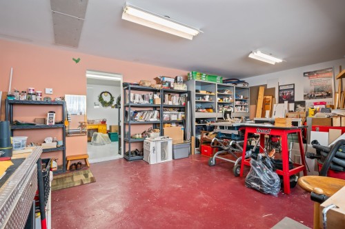 Atelier - 4585 Rue Des Cavaliers, Sainte-Adèle, QC - Indoor