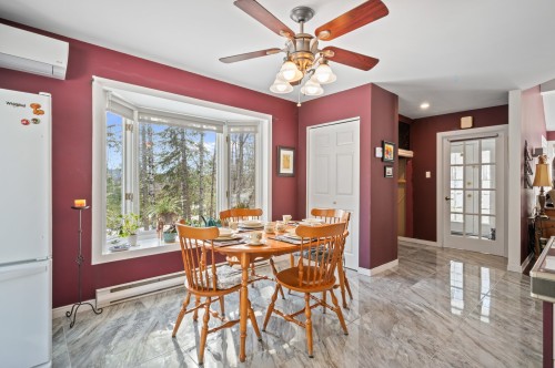 Salle à manger - 4585 Rue Des Cavaliers, Sainte-Adèle, QC - Indoor Photo Showing Dining Room