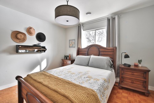 Chambre à coucher principale - 811 4E Rang O., Acton Vale, QC - Indoor Photo Showing Bedroom