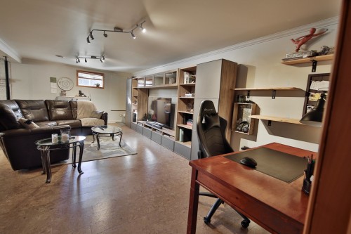 Salle familiale - 811 4E Rang O., Acton Vale, QC - Indoor