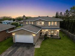 199 Valley Street  Thunder Bay, ON P7B 2A9