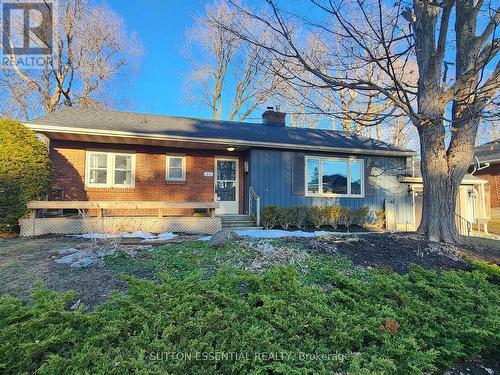 66 BUTTERFIELD PLACE  Brockville, ON K6V 1M5