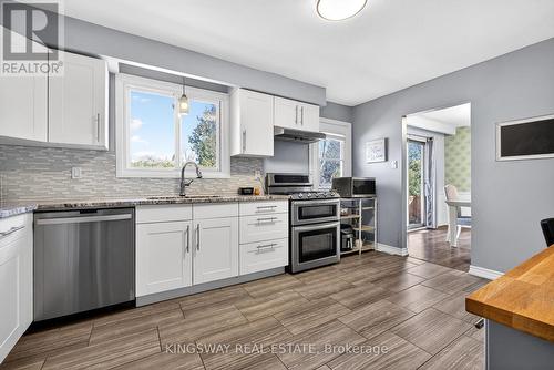 602 Clare Place, Burlington, ON - Indoor Photo Showing Kitchen With Stainless Steel Kitchen With Upgraded Kitchen
