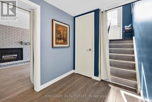 602 Clare Place, Burlington, ON - Indoor Photo Showing Other Room