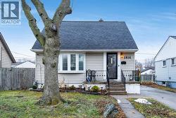 1814 Larkin  Windsor, ON N8W 4G6