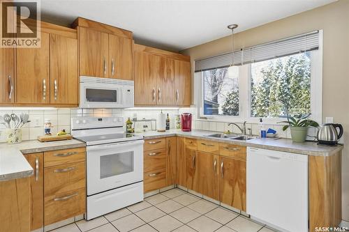 2195 Easthill, Saskatoon, SK 