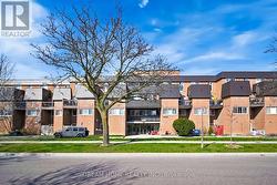 163 - 1395 WILLIAMSPORT DRIVE  Mississauga, ON L4X 2T4