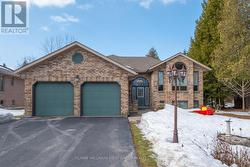 5 PORTS DRIVE  Kawartha Lakes (Bobcaygeon), ON K0M 1A0