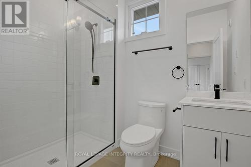 37 Ella Street, Ottawa, ON - Indoor Photo Showing Bathroom