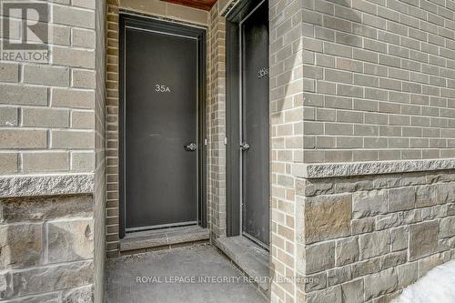 37 Ella Street, Ottawa, ON -  Photo Showing Other Room