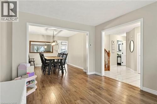 189 Templemead Drive, Hamilton, ON - Indoor Photo Showing Dining Room