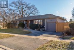 2132 DENISE ROAD  Mississauga, ON L4X 1J1