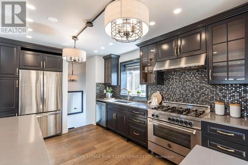 2132 Denise Road, Mississauga, ON - Indoor Photo Showing Kitchen With Stainless Steel Kitchen With Upgraded Kitchen