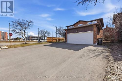 4134 Murray Hill Crescent, Mississauga, ON - Outdoor