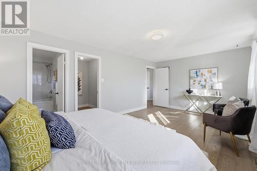 4134 Murray Hill Crescent, Mississauga, ON - Indoor Photo Showing Bedroom