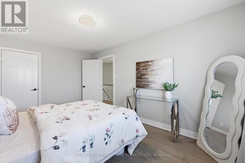4134 Murray Hill Crescent, Mississauga, ON - Indoor Photo Showing Bedroom