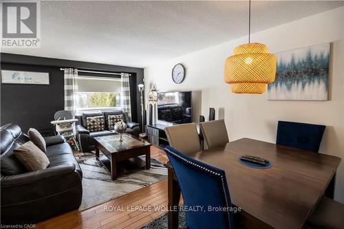 147 Dubrick Crescent, Kitchener, ON - Indoor Photo Showing Dining Room