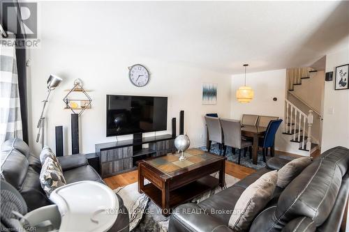 147 Dubrick Crescent, Kitchener, ON - Indoor Photo Showing Living Room