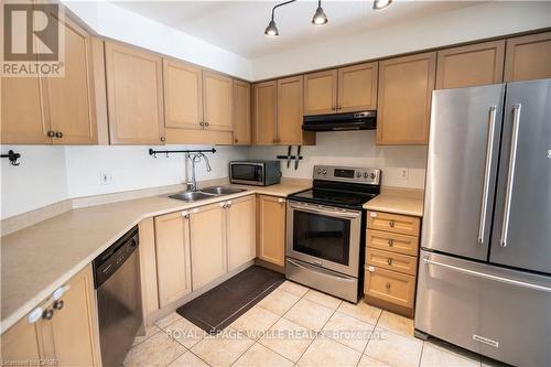 147 Dubrick Crescent, Kitchener, ON - Indoor Photo Showing Kitchen With Double Sink