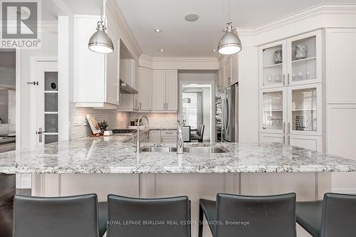 234 Brookfield Avenue, Burlington, ON - Indoor Photo Showing Kitchen With Upgraded Kitchen