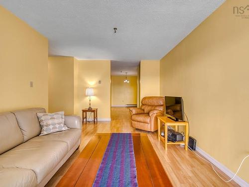 405 15 Langbrae Drive, Halifax, NS 