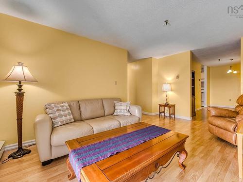 405 15 Langbrae Drive, Halifax, NS 