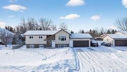 123 POPLAR Drive  Oakbank, MB R5N 0K6