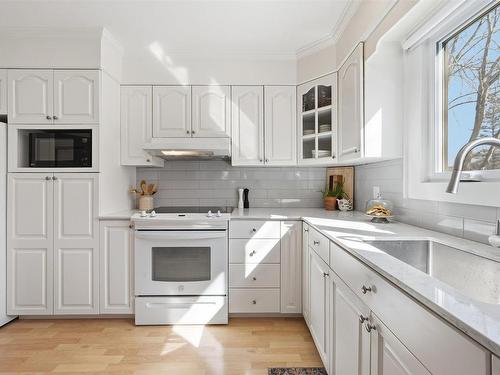 12 Hanover Court, Halifax, NS 