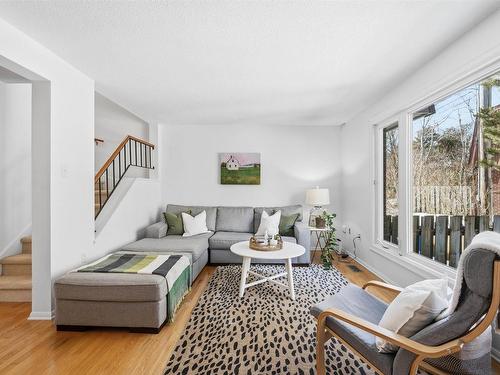 12 Hanover Court, Halifax, NS 