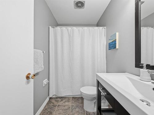 12 Hanover Court, Halifax, NS 