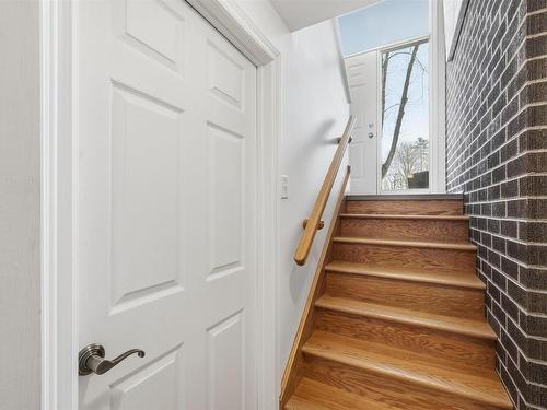 12 Hanover Court, Halifax, NS 