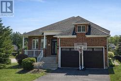 1 MASTERS LANE  Wasaga Beach, ON L9Z 1S9