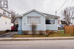343 GLOUCESTER STREET N  Cornwall, ON K6H 3X1
