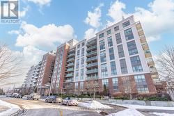 310 - 120 DALLIMORE CIRCLE  Toronto, ON M3C 4J1